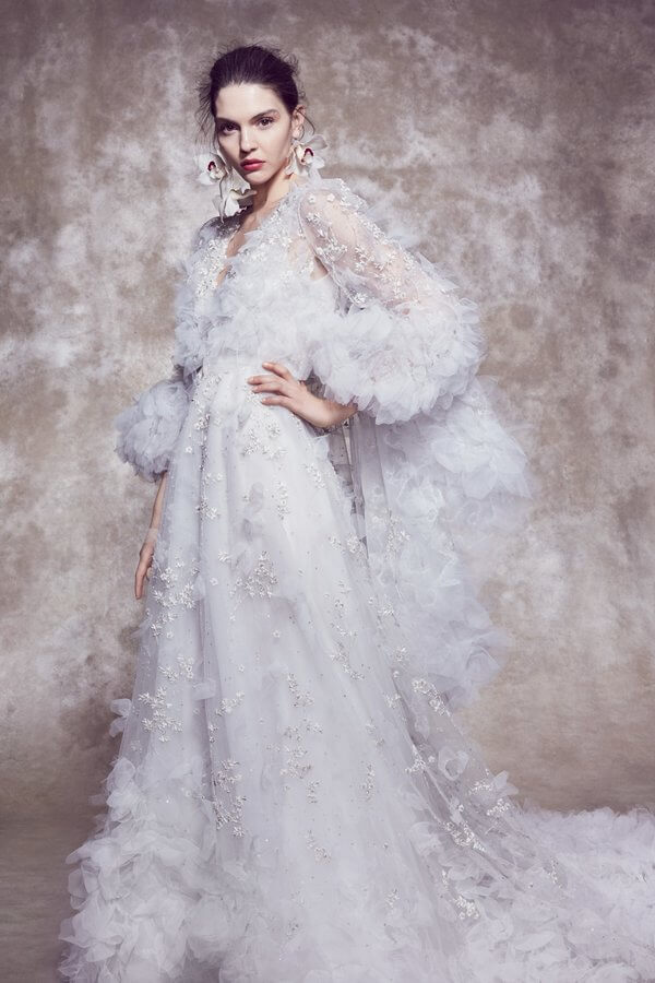 اجدد الصيحات واجملها لإطلالة خلابة بفستان زفافك 👗 👰 