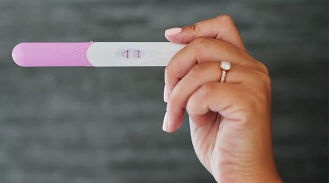 ما هي علامة الحمل المبكر التي يمكن أن اعرف منها اني حامل ؟! 