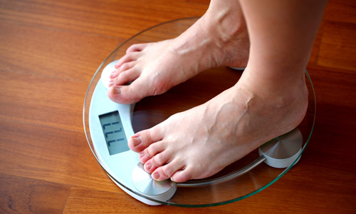 زيادة الوزن للسيدات قد تقلل من فرص الإنجاب
