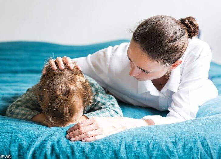حمايتكِ المفرطة لطفلك يمكن أن تعرضه لـ التوتر في مستقبله! 