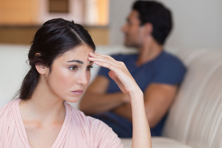 كيف اتعامل مع زوجي الذي يتجاهلني : 13 حيلة لمعالجة المشكلة !