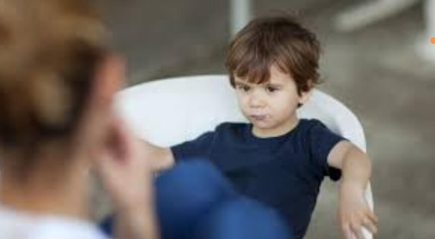 10 أشياء لا يجب أن تقوليها لأطفالك، فقد تضر أكثر مما تنفع! 