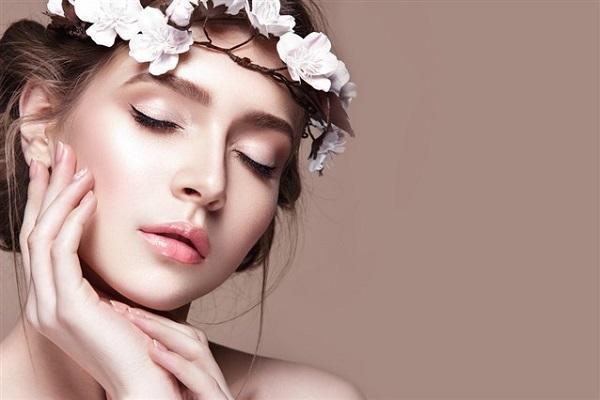 عروس الملكة نقدم لك  نصائح لنضارة بشرتك قبل الزفاف