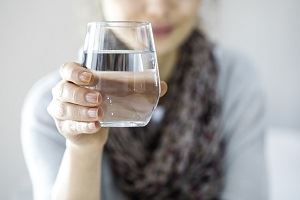 ما هي طريقه شرب المياه التى تؤدى لفقد الوزن؟؟