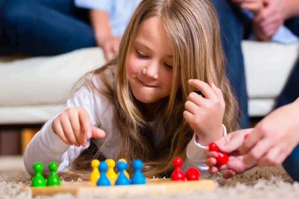تدريب العقل الصغير: أنشطة تفاعلية لتحسين التركيز لدى طفلك