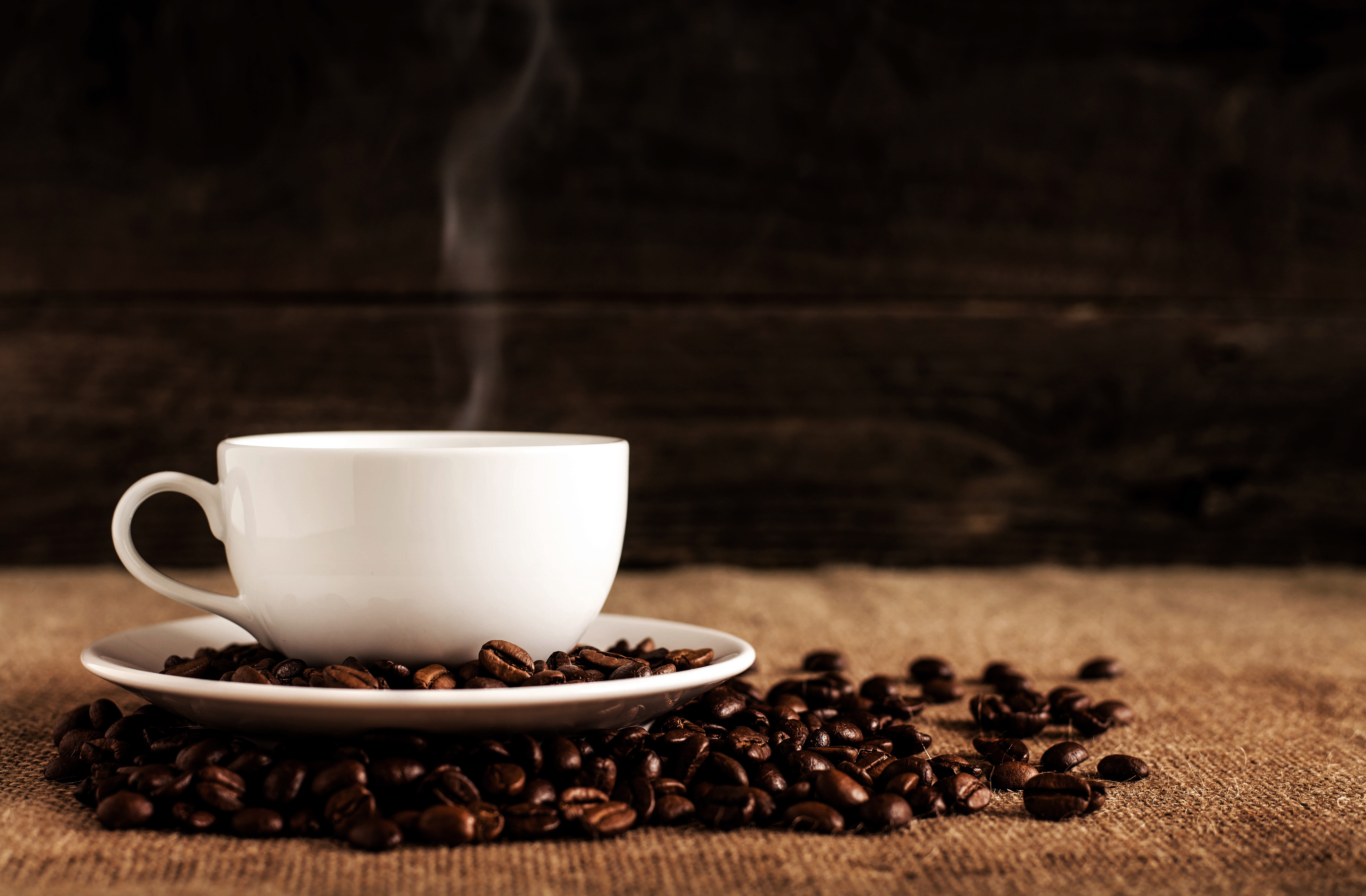 التحذيرات الجديدة: تأثير القهوة على الخصوبة والحمل