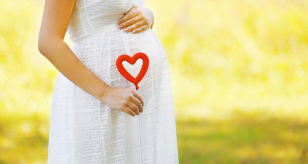 كيف تحافظين على إيجابيتك طوال فترة الحمل؟!                  