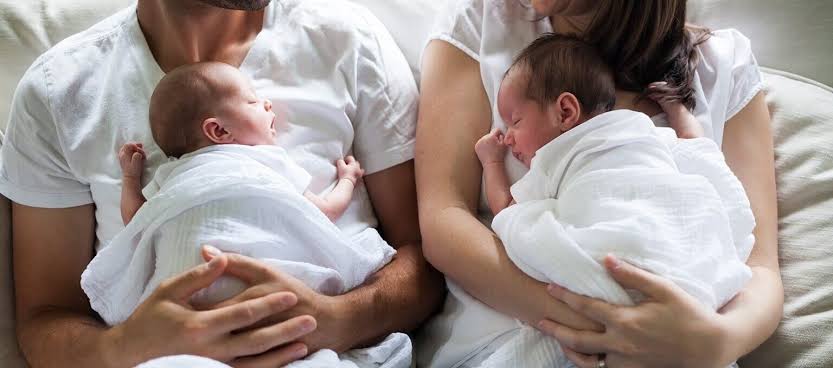 الحمل بتوأم وكيف تؤثر جينات الوالدين عليه