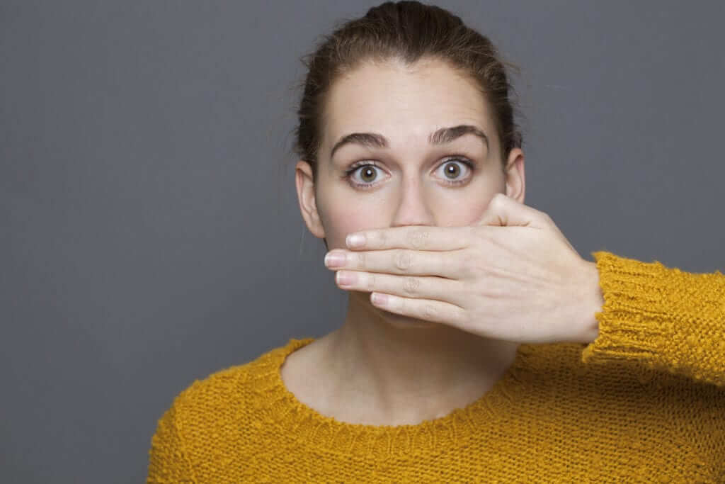 7 طرق لقتل البكتيريا في فمك والتخلص من رائحة الفم الكريهة 