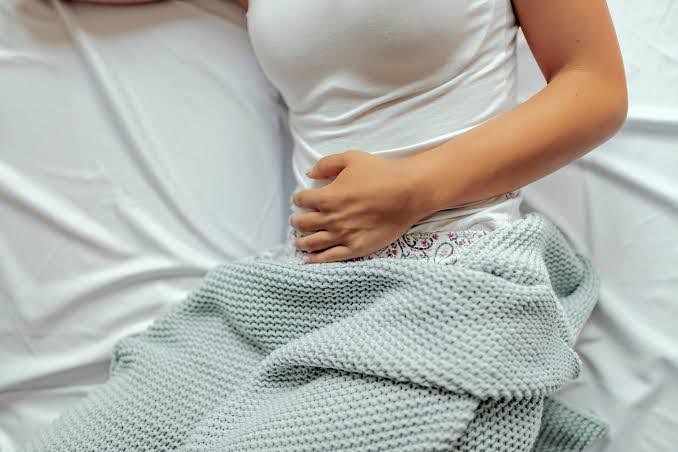 هل ألم أسفل البطن بعد العلاقة الزوجية من علامات الحمل؟