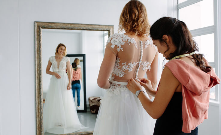 النصائح الأهم عند إختيار فستان الزفاف